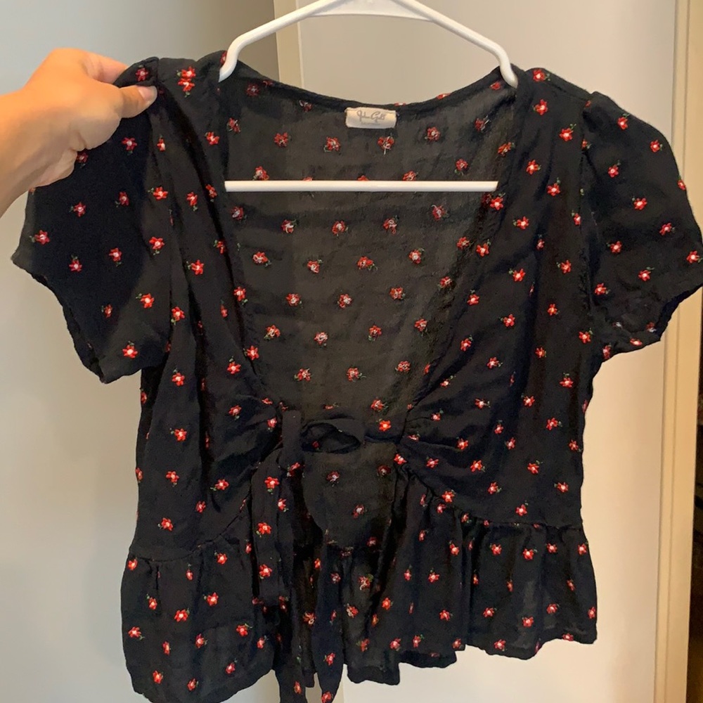 Brandy Melville Shirt
